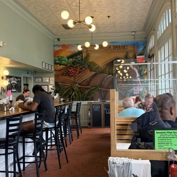 French Toast - Inside - Breakfast & Brunch Near Me - New Orleans, Louisiana