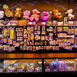 Monster Mini Golf - Monster Mini Golf Marietta Arcade Prizes