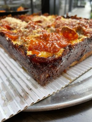 dtown pizzeria by null