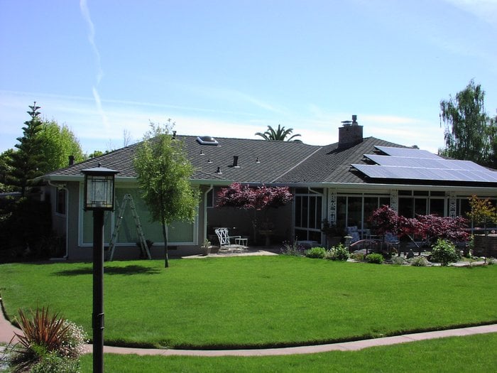 Slide of Mr. Roofing