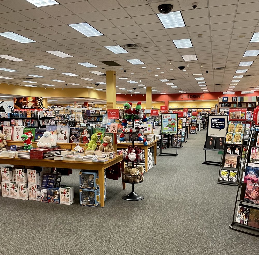 BOOKSAMILLION 13 Photos & 27 Reviews 2200 Wrangleboro Rd, Mays