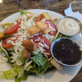Village Pizzeria - House salad - Pizza Near Me - Truckee, California