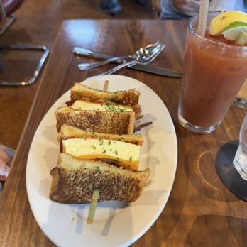 High Dive HiFi Lounge - Egg sandwich - Coffee & Tea Near Me - Birmingham, Alabama
