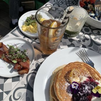 Society Kitchen - Lemon Ricotta Pancakes, Carmel apple matcha (seasonal drink), Black Iced Tea, Banana Quinoa Bowl - New American Near Me - Santa Monica, California Society Kitchen - Lemon Ricotta Pancakes, Carmel apple matcha (seasonal drink), Black Iced Tea, Banana Quinoa Bowl - New American Near Me - Santa Monica, California