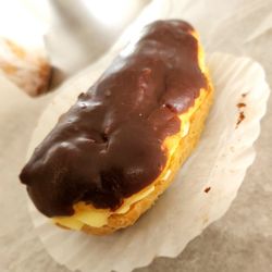Northern Lights Bakery - Chocolate Eclair