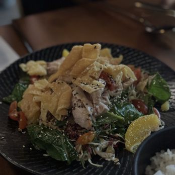 Straits - Honolulu - Yeo's Chicken Salad - Asian Fusion Near Me - Honolulu, Hawaii Straits - Honolulu - Yeo's Chicken Salad - Asian Fusion Near Me - Honolulu, Hawaii