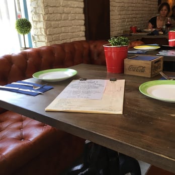 Exento - Un Chester siempre queda bien - Gastropubs Near Me - Alcorcón, M