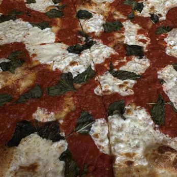 Grimaldi's Pizzeria - Margherita Pizza - Pizza Near Me - Austin, Texas