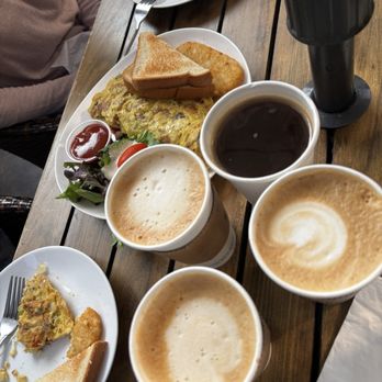 The Barn Cafe & Restaurant - Cafes Near Me - Los Angeles, California