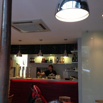 Studio 5 - The bar to drink and be Happy - French Near Me - Paris, 75 Studio 5 - The bar to drink and be Happy - French Near Me - Paris, 75