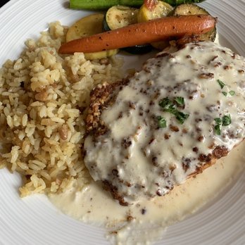 Queen St Grille - Pecan crusted salmon - New American Near Me - Palestine, Texas Queen St Grille - Pecan crusted salmon - New American Near Me - Palestine, Texas