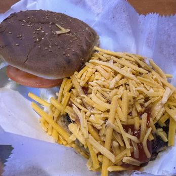 Beachcorner Bar & Grill - Hickory Smoked Cheddar Burger - Lounges Near Me - New Orleans, Louisiana