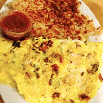 Mark Twain Diner Restaurant - Southwest omelette, tasty! Chorizo, chkn, bacon, cheddar. Hash browns - Diners Near Me - Union, New Jersey Mark Twain Diner Restaurant - Southwest omelette, tasty! Chorizo, chkn, bacon, cheddar. Hash browns - Diners Near Me - Union, New Jersey