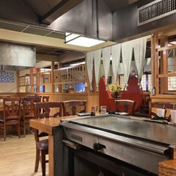 Kobe at Lawrence - Restaurant dining room