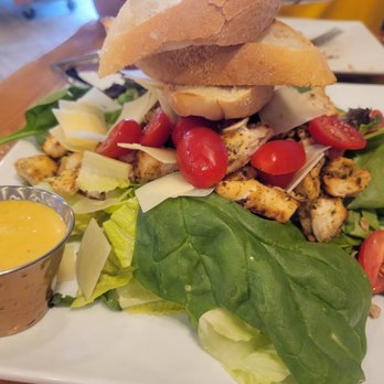 Elio Pizza On Fire - Pecan Salad add chicken - Pizza Near Me - Addison, Illinois Elio Pizza On Fire - Pecan Salad add chicken - Pizza Near Me - Addison, Illinois