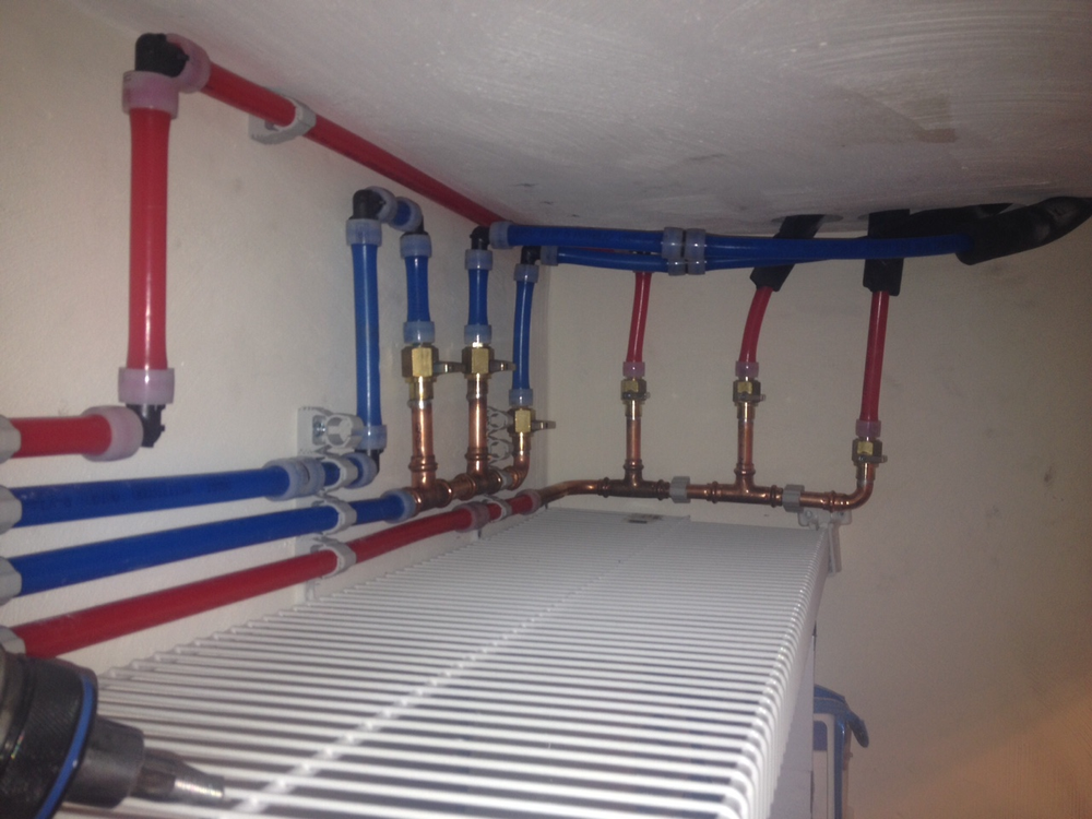 Slide of Zolotas Brothers