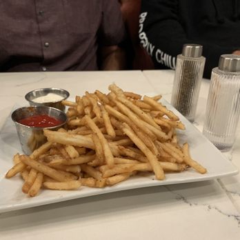 TASTE! Craft Eatery - Paso Robles - French fries - Salad Near Me - Paso Robles, California TASTE! Craft Eatery - Paso Robles - French fries - Salad Near Me - Paso Robles, California