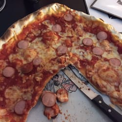 Bar Cecco - Wurstel pizza 5€ is the worst!