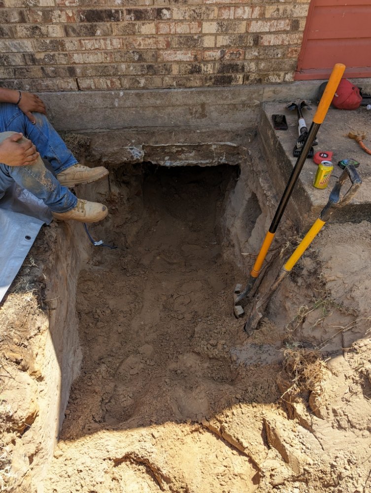 Slide of JonLexx Construction