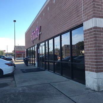 Xfinity Store by Comcast - Internet Service Providers Near Me - Houston, Texas