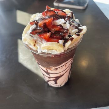 Epic Creamery Milkshake Bar - banana split shake!! - Ice Cream & Frozen Yogurt Near Me - Covington, Louisiana Epic Creamery Milkshake Bar - banana split shake!! - Ice Cream & Frozen Yogurt Near Me - Covington, Louisiana