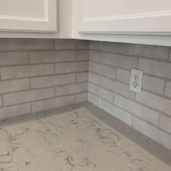 Sur Construction - Finished kitchen backsplash - General Contractors Near Me - Aurora, Colorado