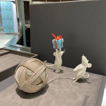Tiffany & Co - Quite the display. Silver ball of yarn 1 of 1 - Jewelry Near Me - Palo Alto, California Tiffany & Co - Quite the display. Silver ball of yarn 1 of 1 - Jewelry Near Me - Palo Alto, California