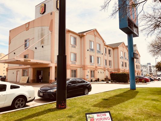 Quality Roofing Service 