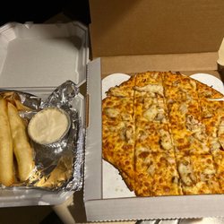 Lucky Lure - Comfy combo and Buffalo chicken pizza