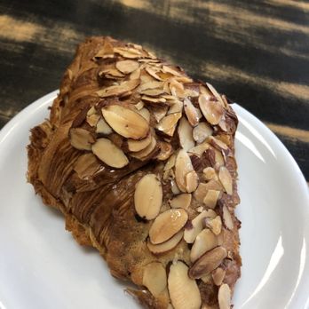 Bree'osh - Montecito - Coffee & Tea Near Me - Santa Barbara, California