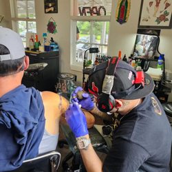 Lucky Sparrow Tattoo and Piercing