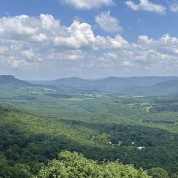 Cliff House Inn - Hotels Near Me - Jasper, Arkansas Cliff House Inn - Hotels Near Me - Jasper, Arkansas