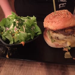 Marktcafe Leshalles - Burger and salad. What you don't see is a decent size portion of fries with it.