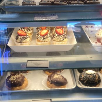 Always Yours Bakery Cafe - Macarons Near Me - Castro Valley, California Always Yours Bakery Cafe - Macarons Near Me - Castro Valley, California
