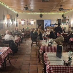 Nice dinner crowd on Tuesday!