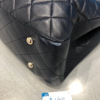 Breeze Bag & Shoe Cleaner - Shoe Repair Near Me - Richmond, British Columbia Breeze Bag & Shoe Cleaner - Shoe Repair Near Me - Richmond, British Columbia