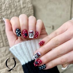 Q Nails Salon