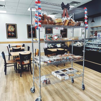 Servatii Mariemont - Desserts Near Me - Cincinnati, Ohio