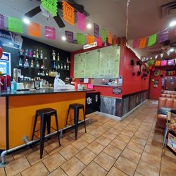 Royal Taco - Walk up counter to put in order