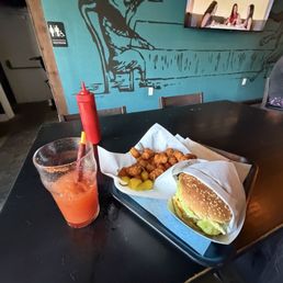 burger and tots