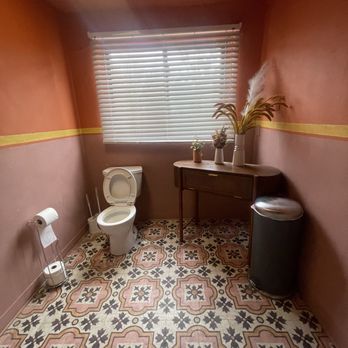 Early Yves Cafe - Look at this bathroom! - Coffee & Tea Near Me - Los Ranchos De Albuquerque, New Mexico Early Yves Cafe - Look at this bathroom! - Coffee & Tea Near Me - Los Ranchos De Albuquerque, New Mexico