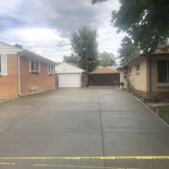 Jose's Concrete - Combined driveway (Father and daughter lived next door) - Masonry/Concrete Near Me