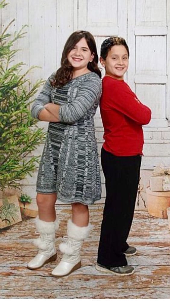 TARGET PORTRAIT STUDIOS Updated August 2024 1900 Deptford Ctr Rd