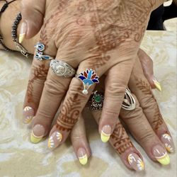 Family Nails and Spa