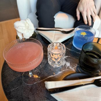 Apothecary Lounge - Cocktail Bars Near Me - Chicago, Illinois
