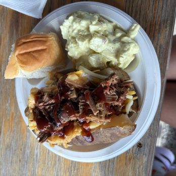 Bustin' Butts BBQ/210 Produce - 'Tater special with 2 sides. BBQ Brisket and potato salad and smoked Mac n cheese. - Street Vendors Near Me - Sevierville, Tennessee Bustin' Butts BBQ/210 Produce - 'Tater special with 2 sides. BBQ Brisket and potato salad and smoked Mac n cheese. - Street Vendors Near Me - Sevierville, Tennessee