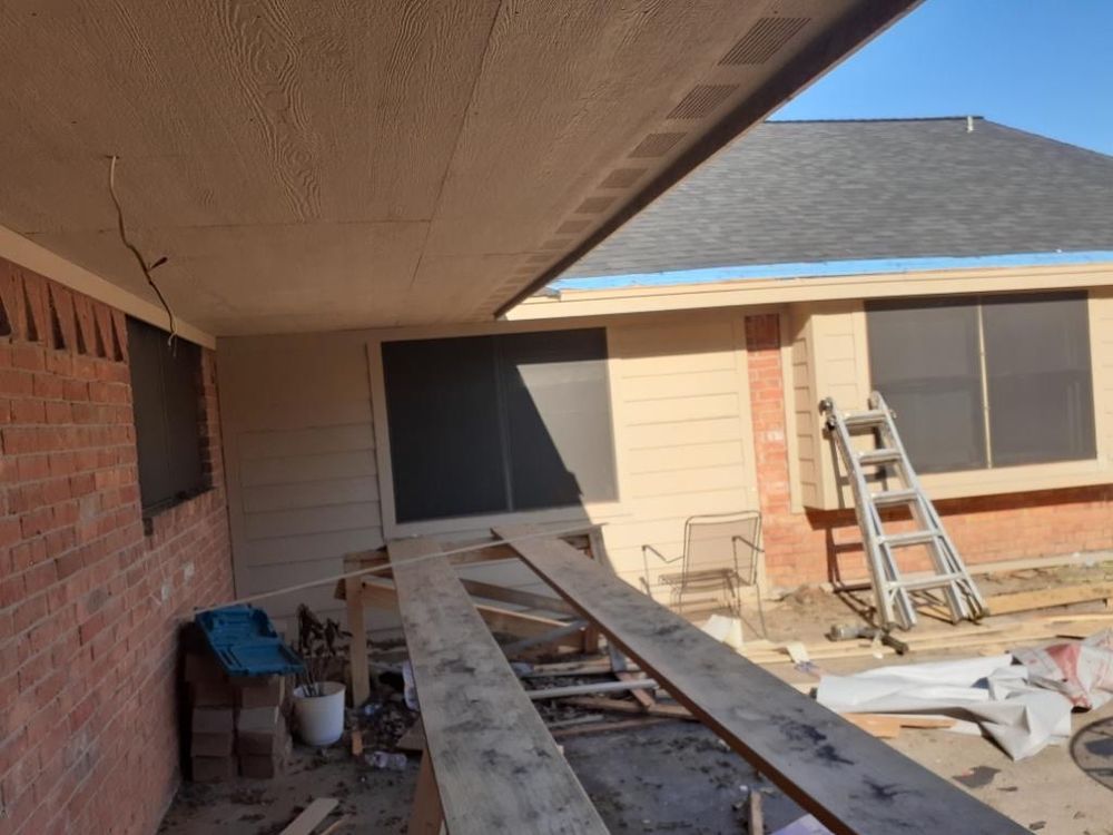 Slide of MCM Construction & Roofing