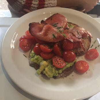 Pimlico Fresh - Bacon and avocado toast - Coffee & Tea Near Me - London, XGL Pimlico Fresh - Bacon and avocado toast - Coffee & Tea Near Me - London, XGL