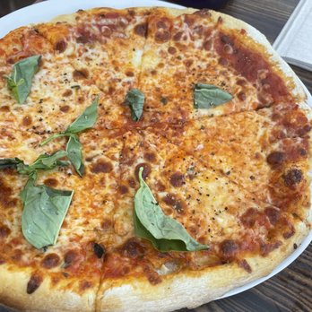 Bacari GDL - Margherita Pizza - Mediterranean Near Me - Glendale, California