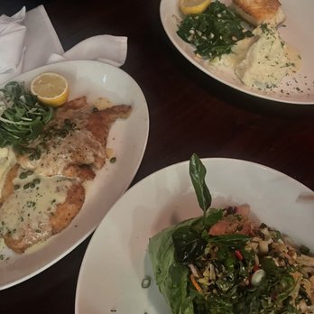 Nick's On 2nd - Sea bass, chicken piccata, Thai salad - New American Near Me - Long Beach, California Nick's On 2nd - Sea bass, chicken piccata, Thai salad - New American Near Me - Long Beach, California